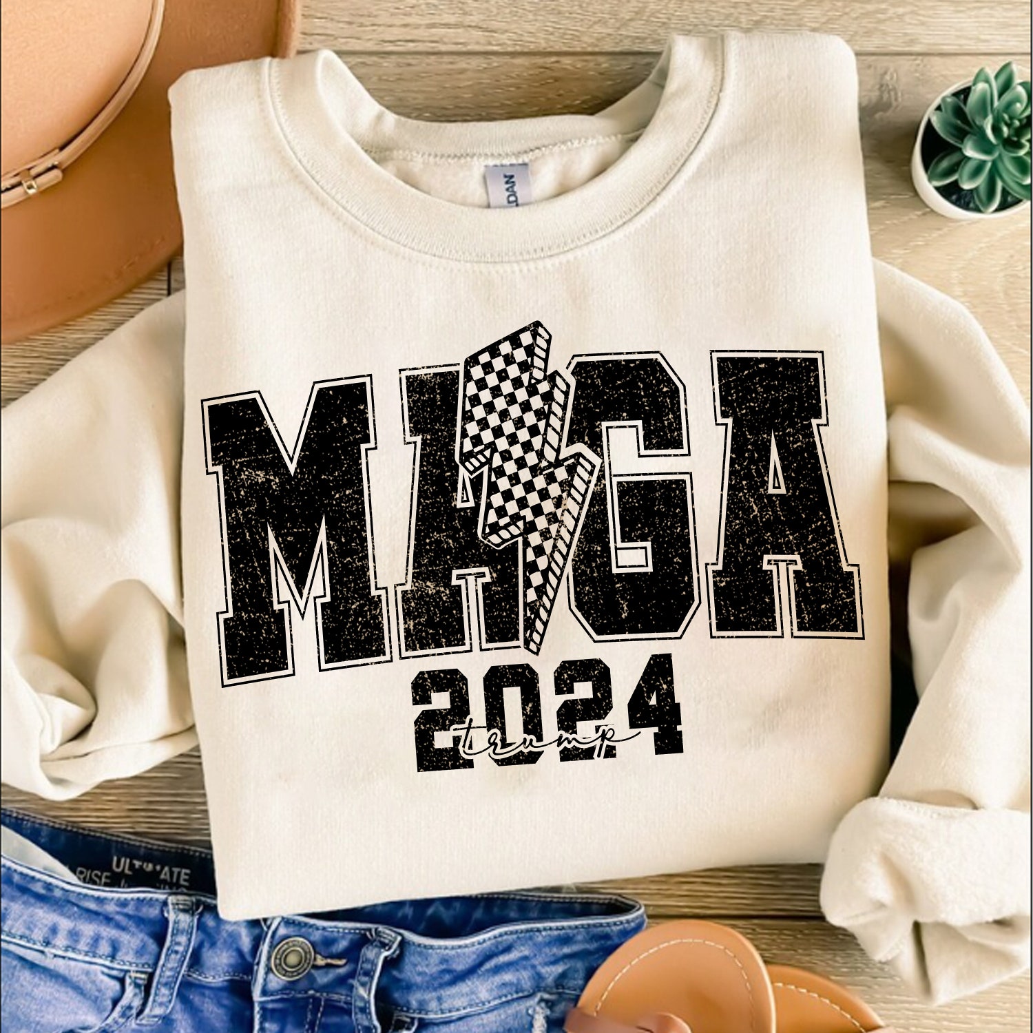 Trump 2024 Shirt Maga 2024 Election Tee Free Donald Trump Witch Hunt image 3