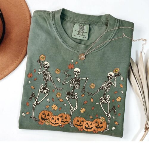 Retro Halloween Shirt | Dancing Skeleton Sweatshirt | Spooky Fall Pumpkin Cat image 0